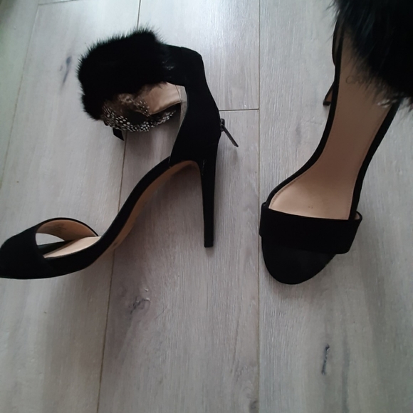 One of kind sandals - Picture 6 of 9